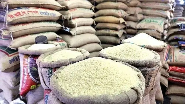 اجرای روند خرید محموله‌های تازه برنج خارجی در سال جدید