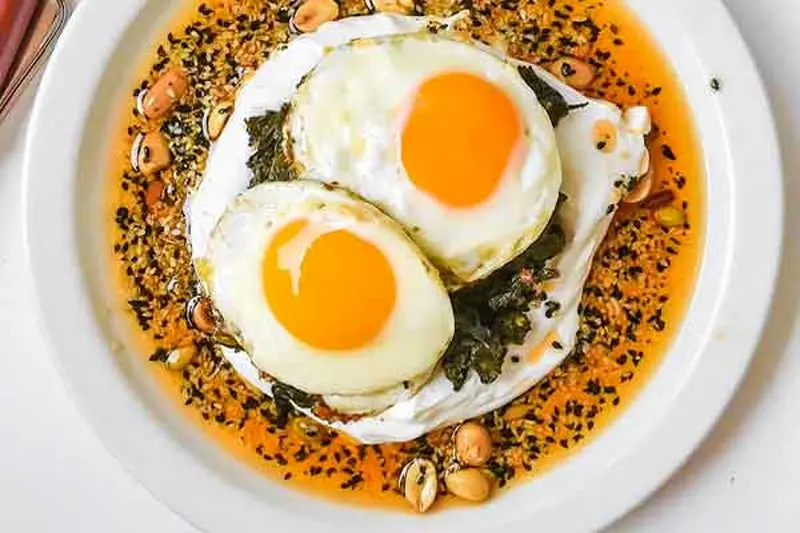 رازهای طرز تهیه نیمرو ترکی همراه سس ماست ویژه رستورانی